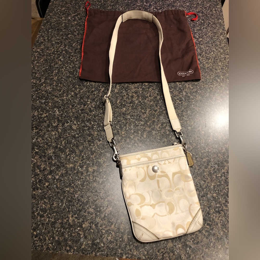 Authentic coach cross body purse